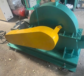 Máy băm cành cây, vỏ cây, cây gỗ, bìa cây...